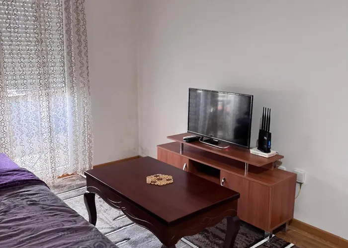 Stan Na Dan, Stari Aerodrom!